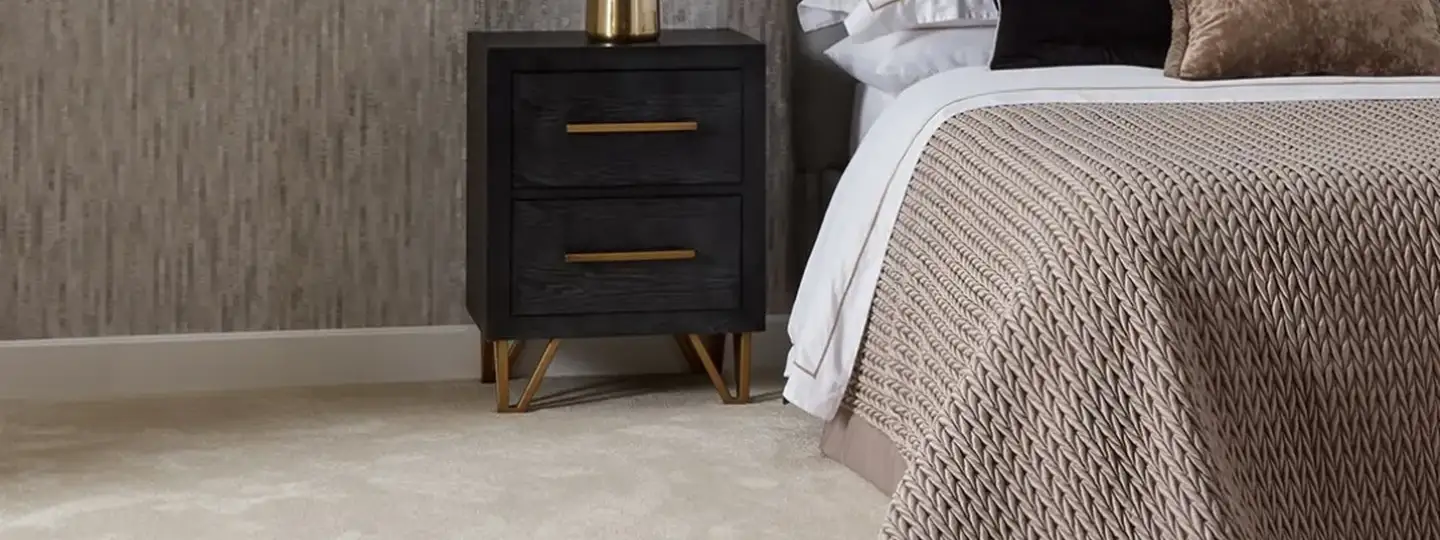 Neutral fitted carpet in a bedroom